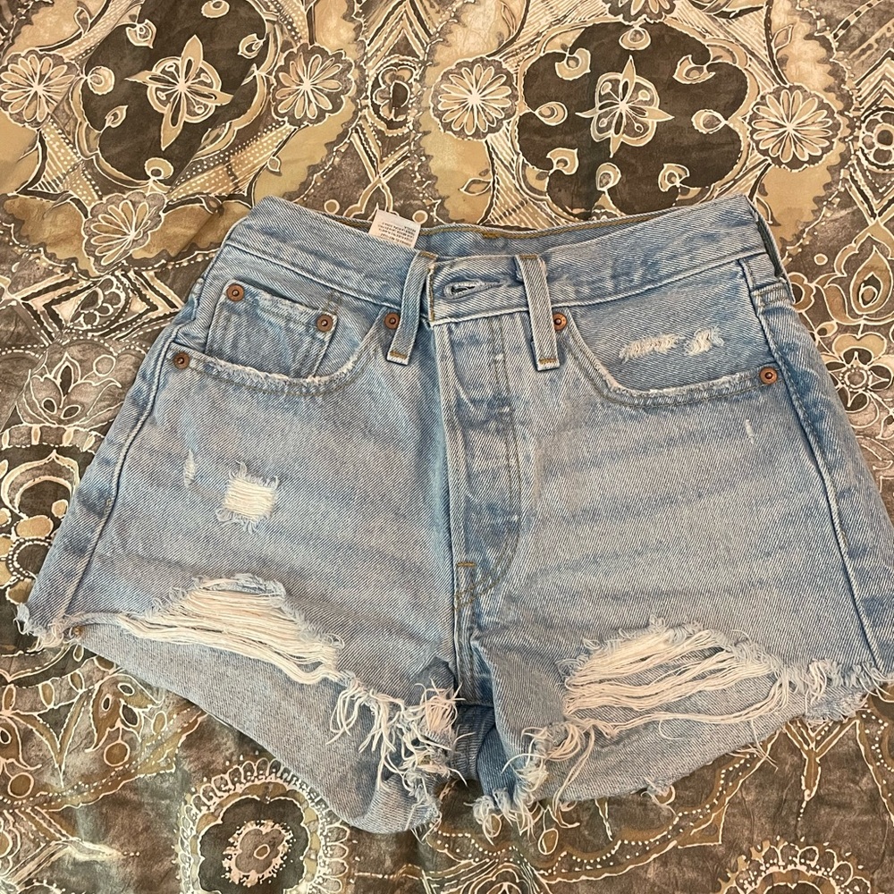 Levi's Women's 501 Original Shorts. 24